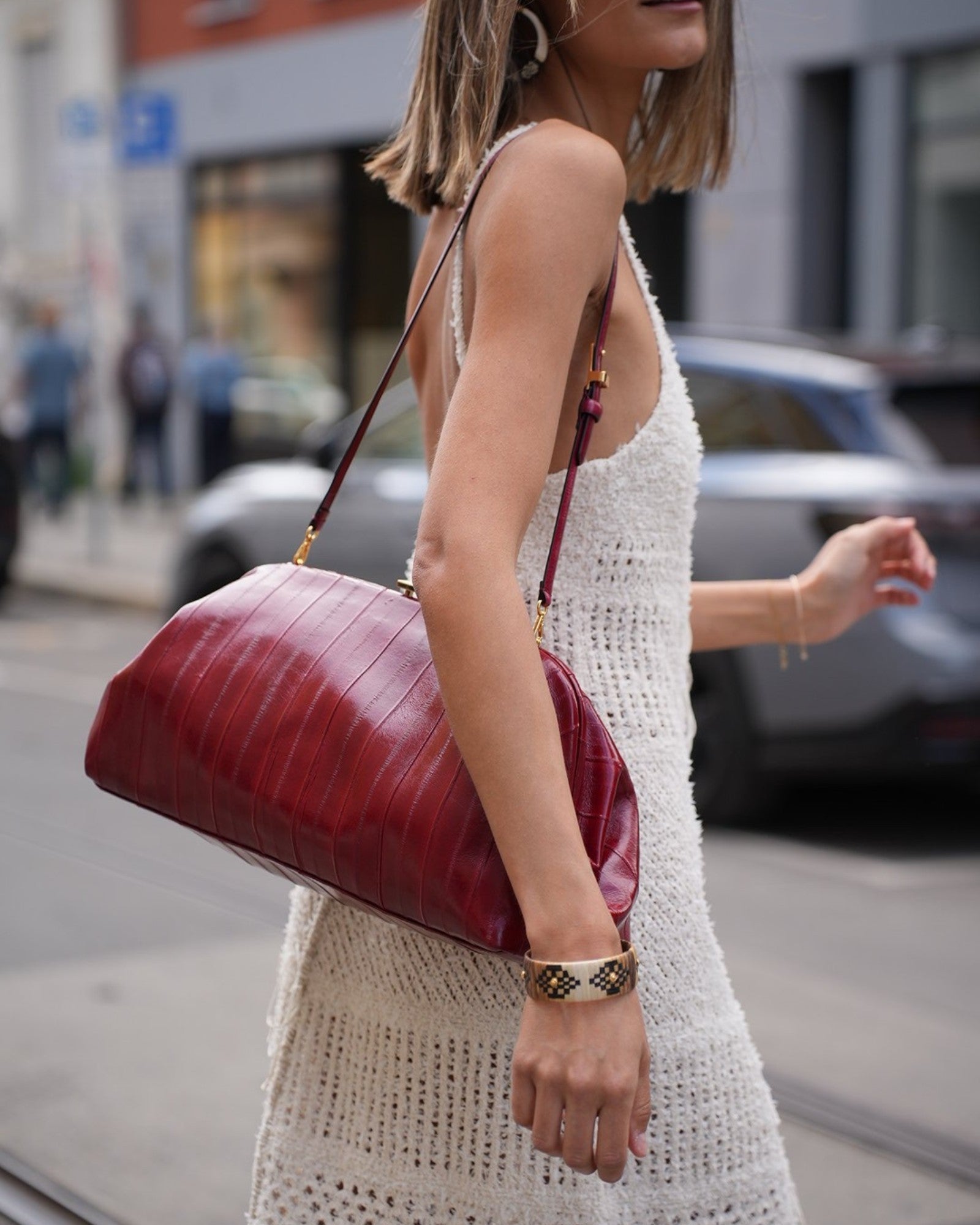 Maxi Pouch aus Eelleder Rot