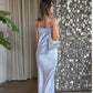 Anna October Tulip Maxikleid Hellblau im Streetstyle von hinten getragen