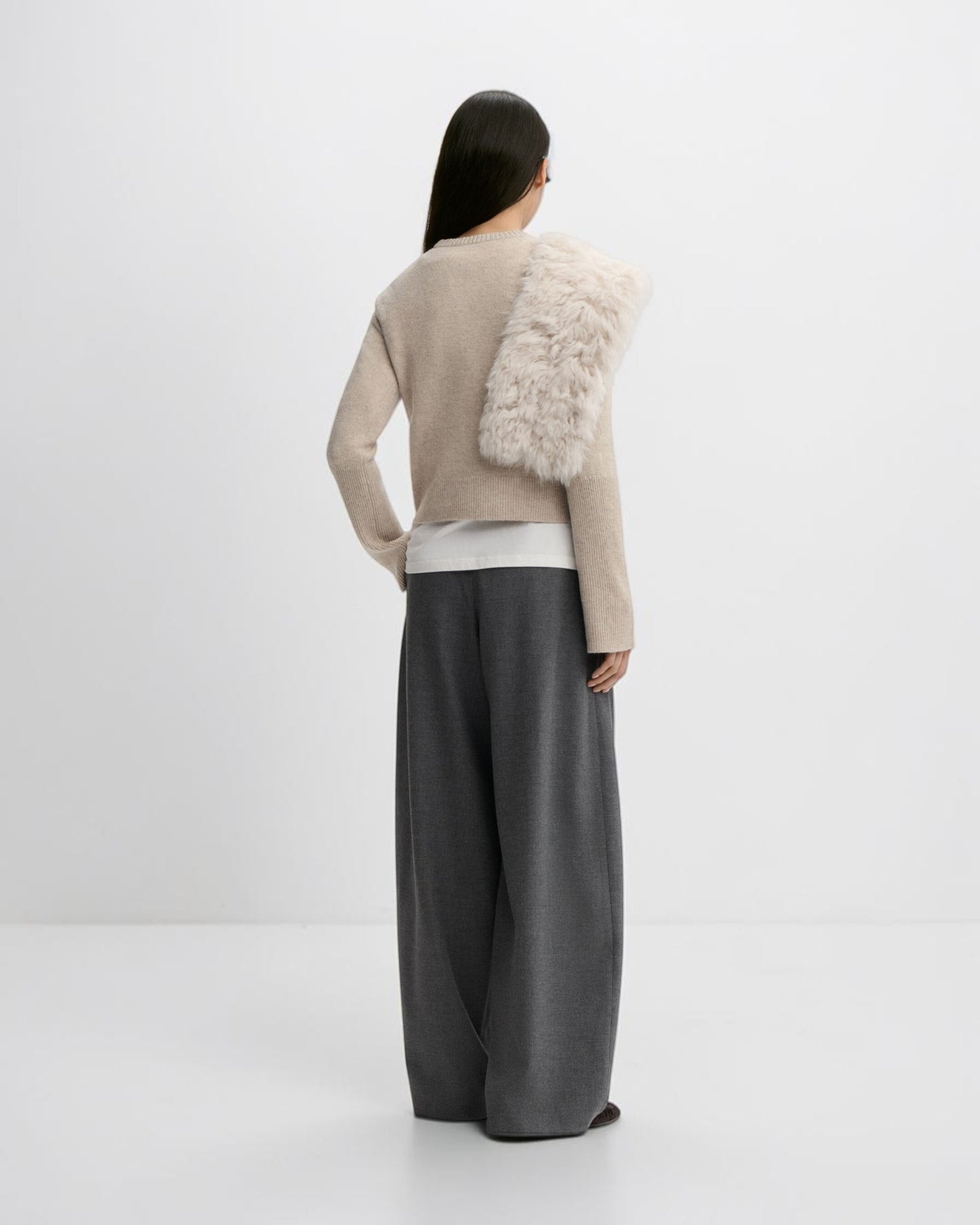 Verkürzter Wollpullover Beige