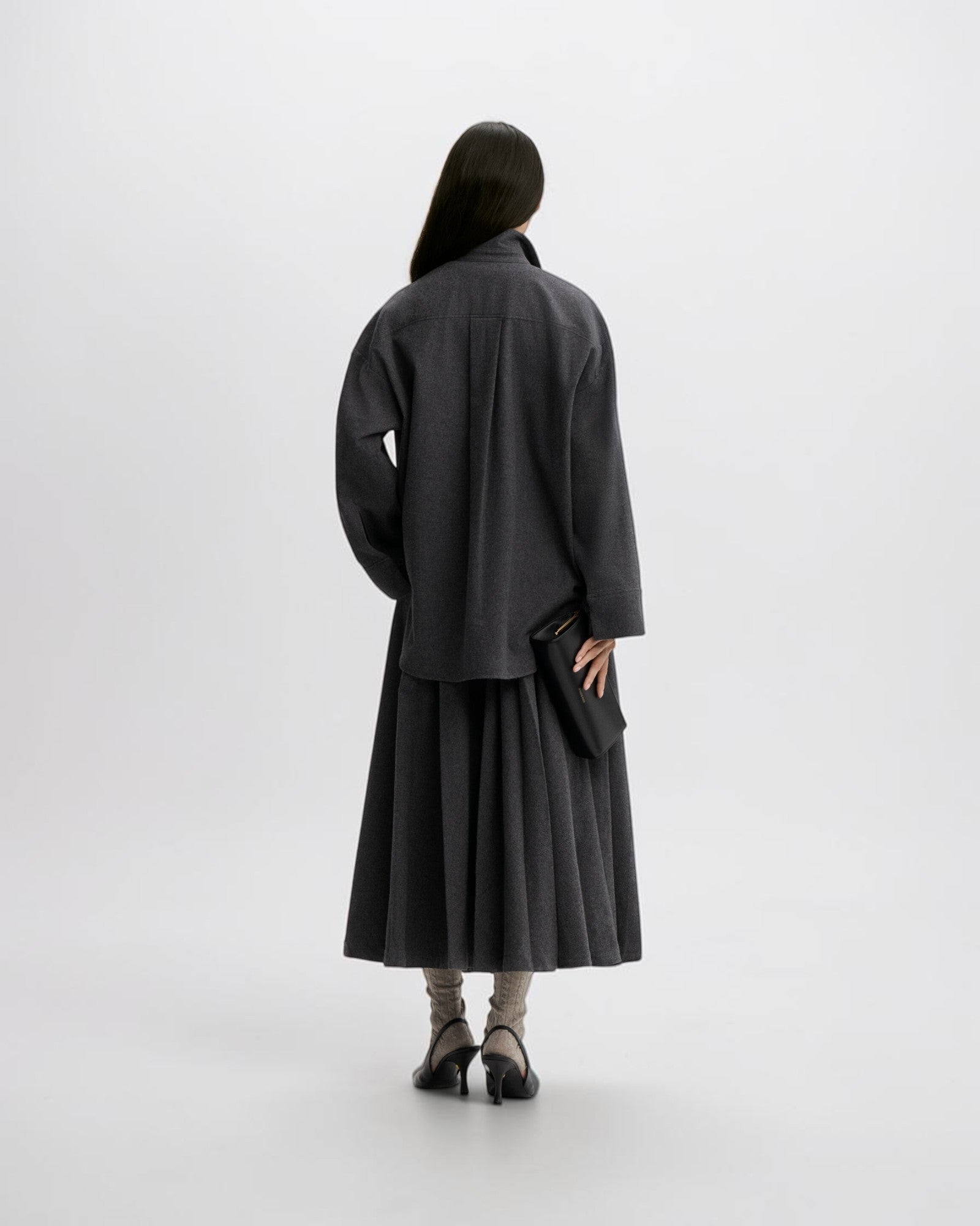By Malene Birger Maxirock aus Flanell in Dunkelgrau von hinten getragen