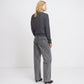 By Malene Birger Vinola Jeans in Grau von hinten getragen