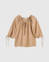 By Malene Birger Bluse mit Bindebändern in Beige als Freisteller