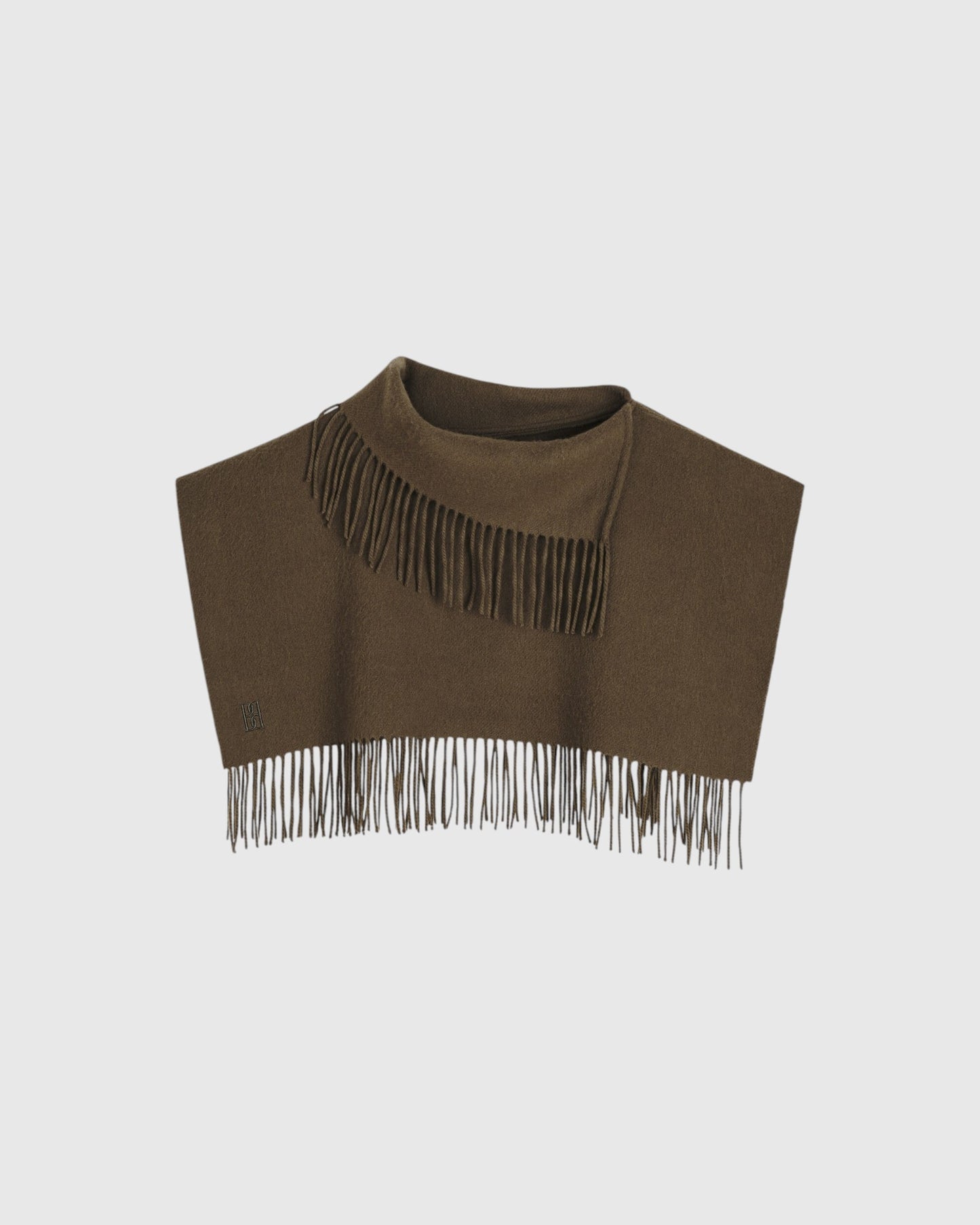 By Malene Birger Turtla Wollkragen in Dunkelkhaki als Freisteller