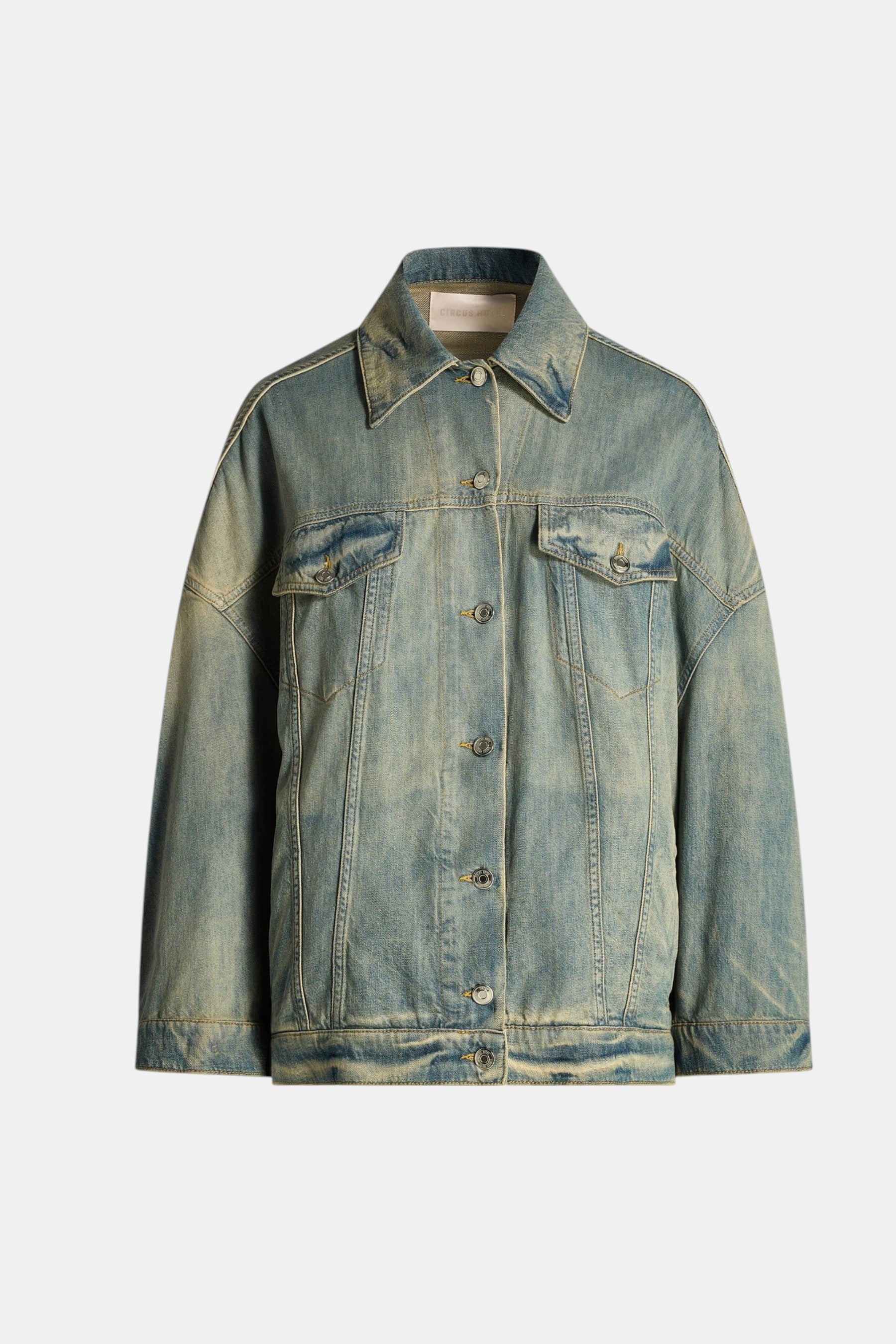 Circus Hotel Oversized Jeansjacke Blue Denim als Freisteller von vorne