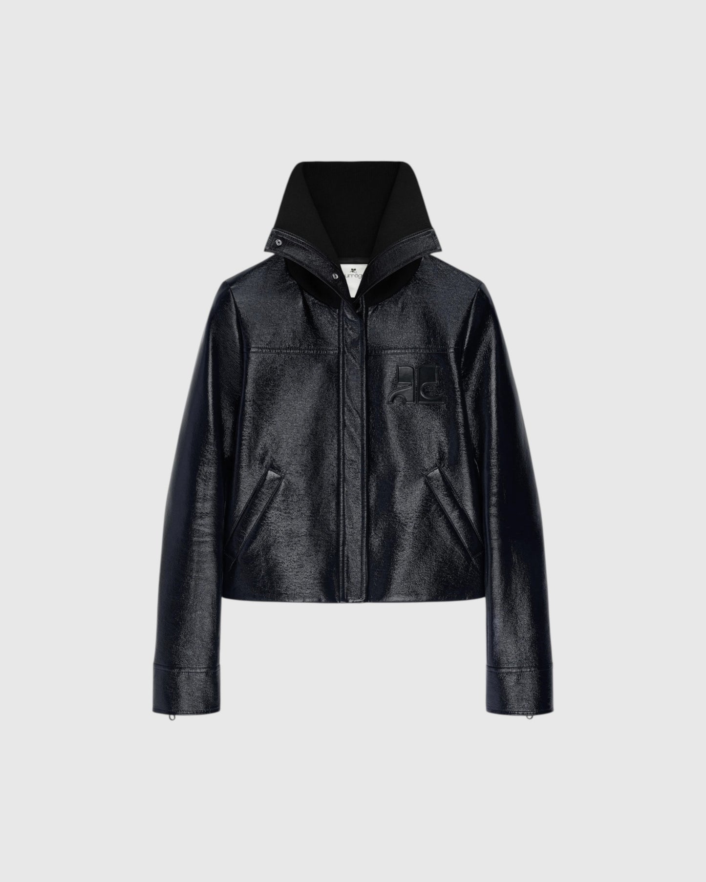 Taillierte Vinyljacke mit hohem Kragen Navy