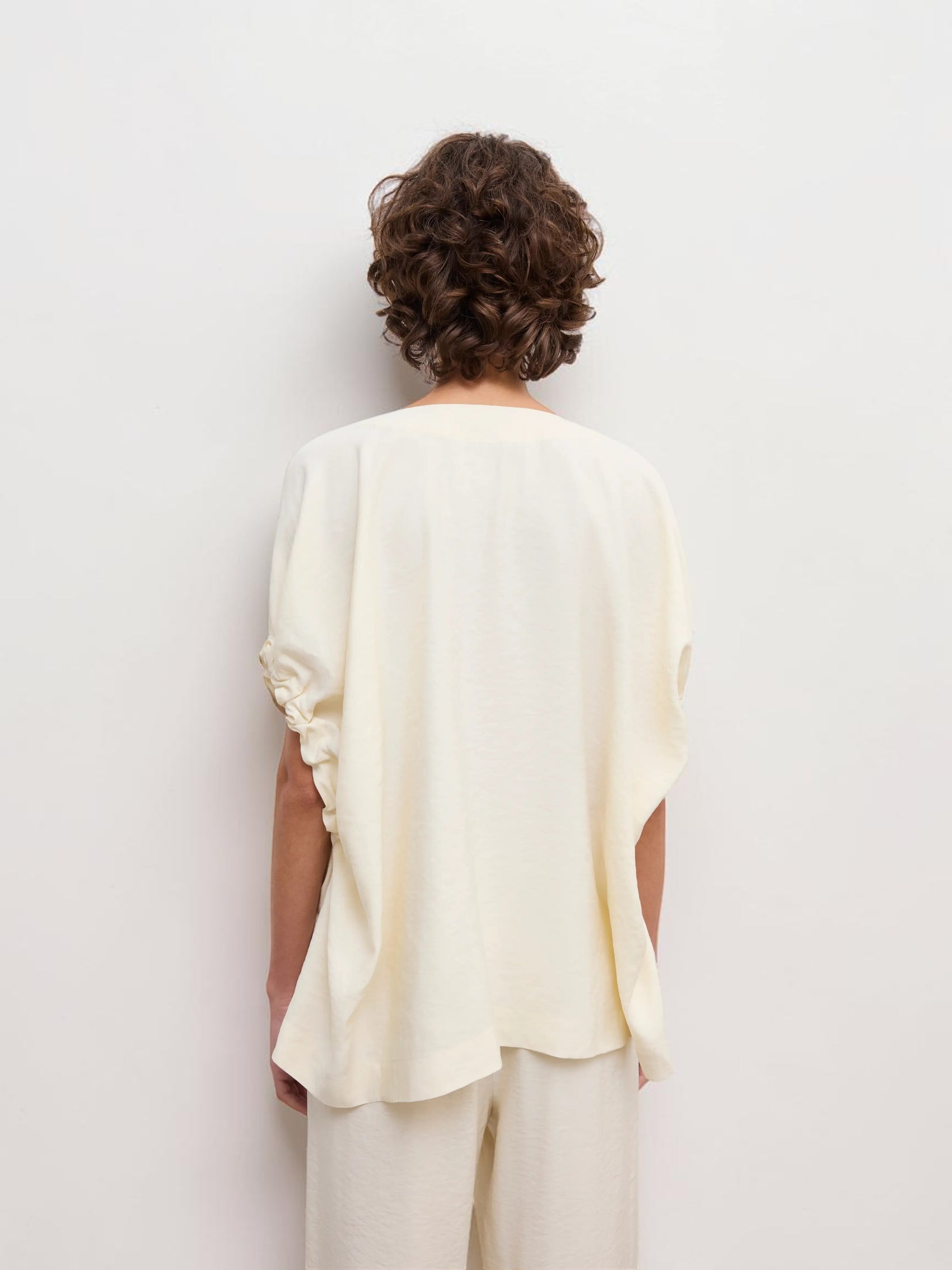 V-Neck Top Creme