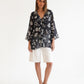 Dorothee Schumacher Floral Daydream Bluse Dunkelblau von vorne getragen
