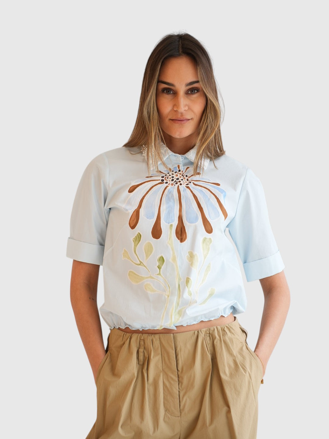 Detail der Dorothee Schumacher Floral Power Bluse Signature Print im getragenen Styling