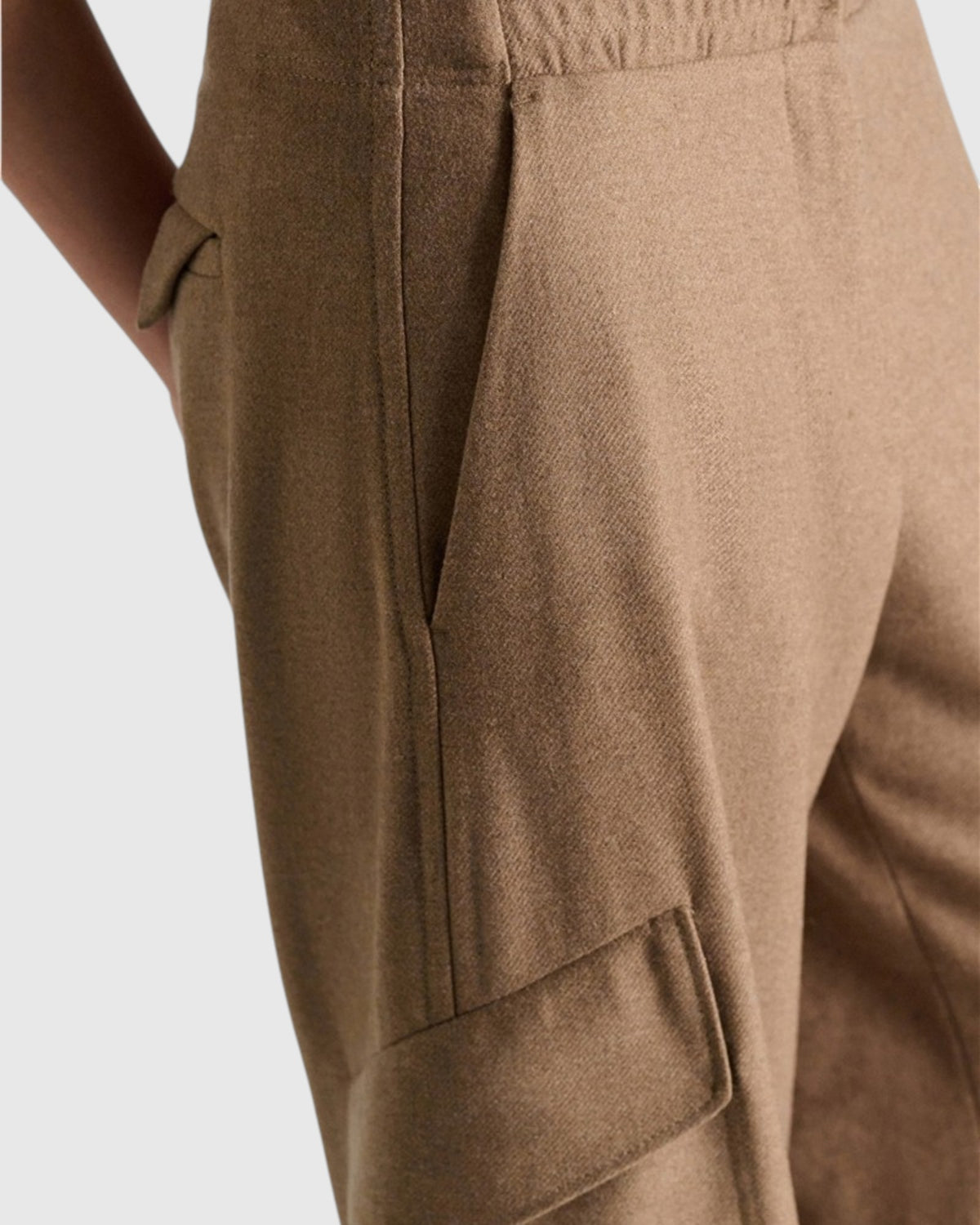 Barrel-Hose mit Cargotaschen Beige