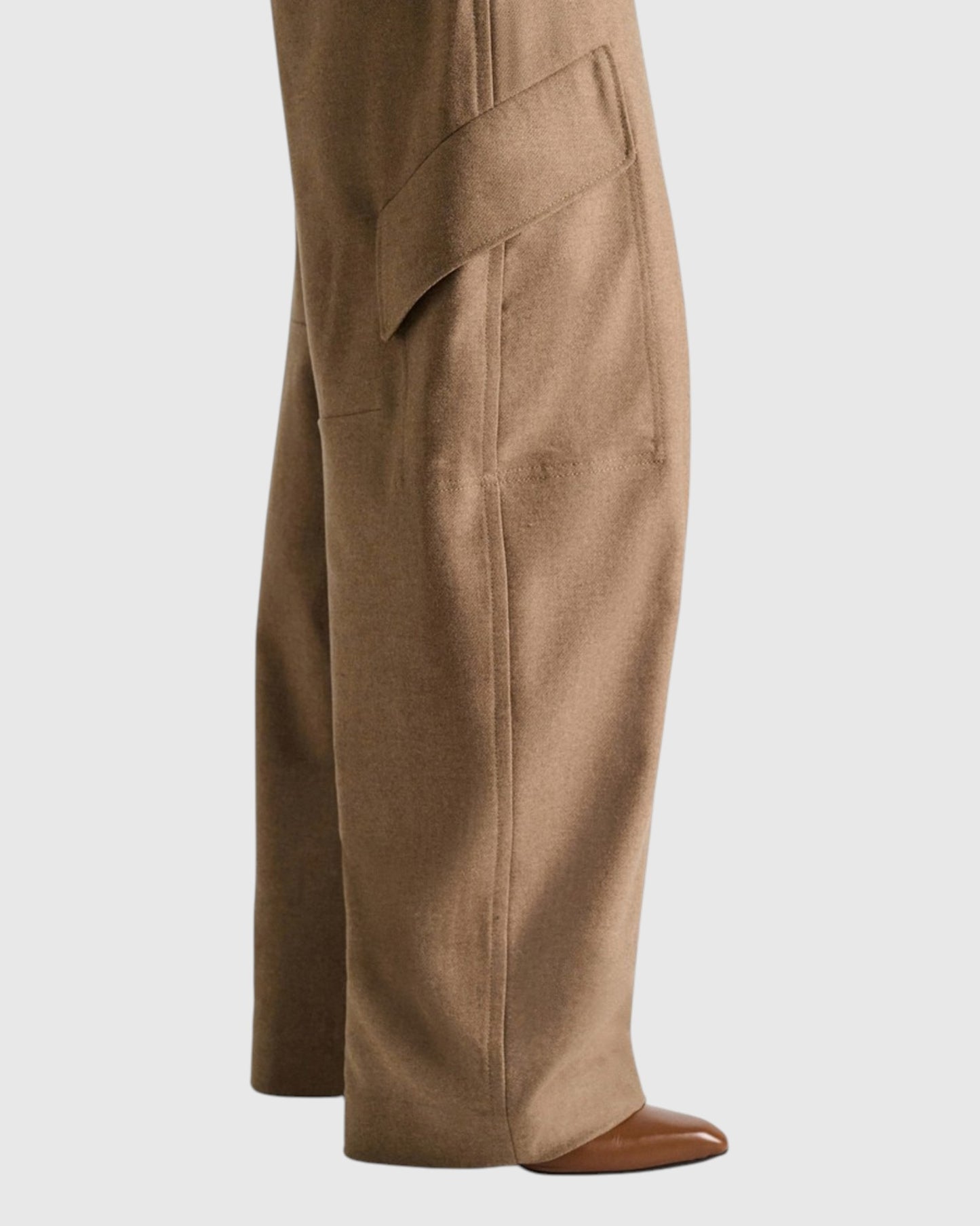 Barrel-Hose mit Cargotaschen Beige