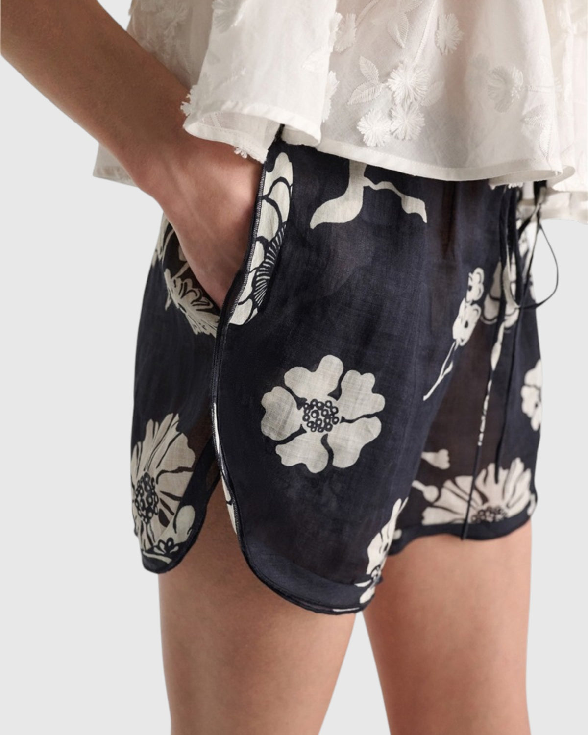 Floral Daydream Shorts Dark Blue