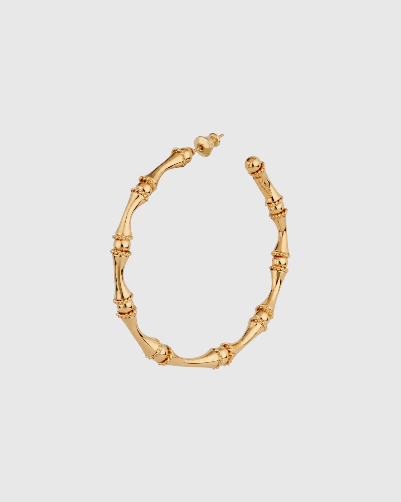 Detail der Gas Bijoux Creolen Bambou Large in Gold als Freisteller