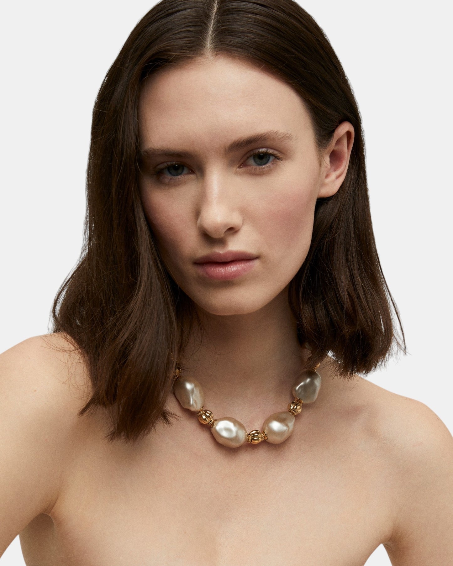 Miwa Kette Perlmutt Gold