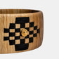 Detail des Gas Bijoux Raffia Armbands mit grafischem Webmuster