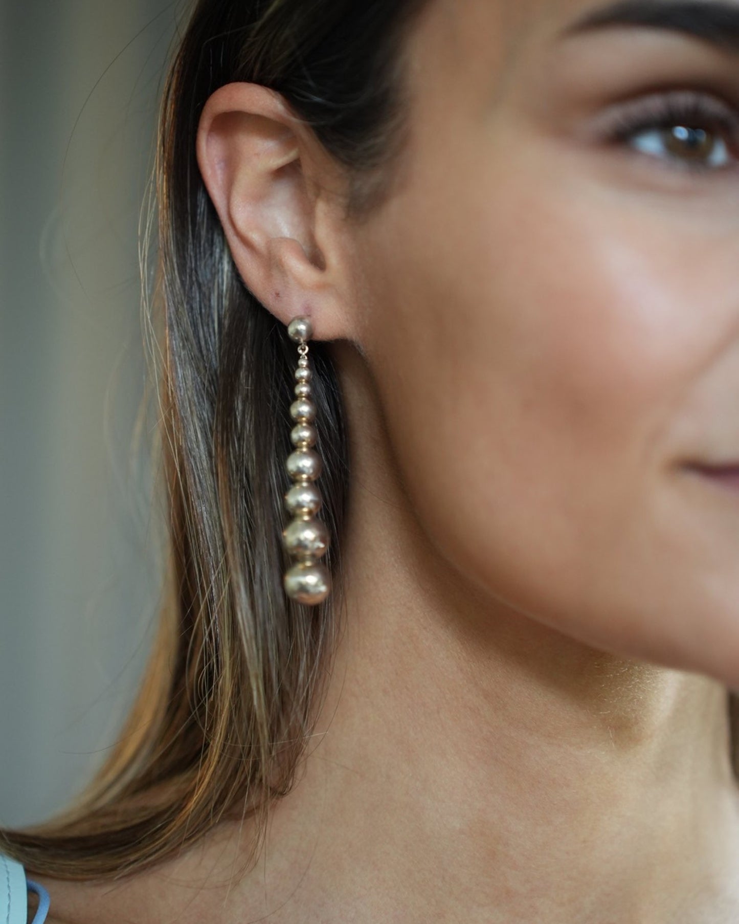 Lié Studio Anita Ohrringe Silber im getragenen Styling