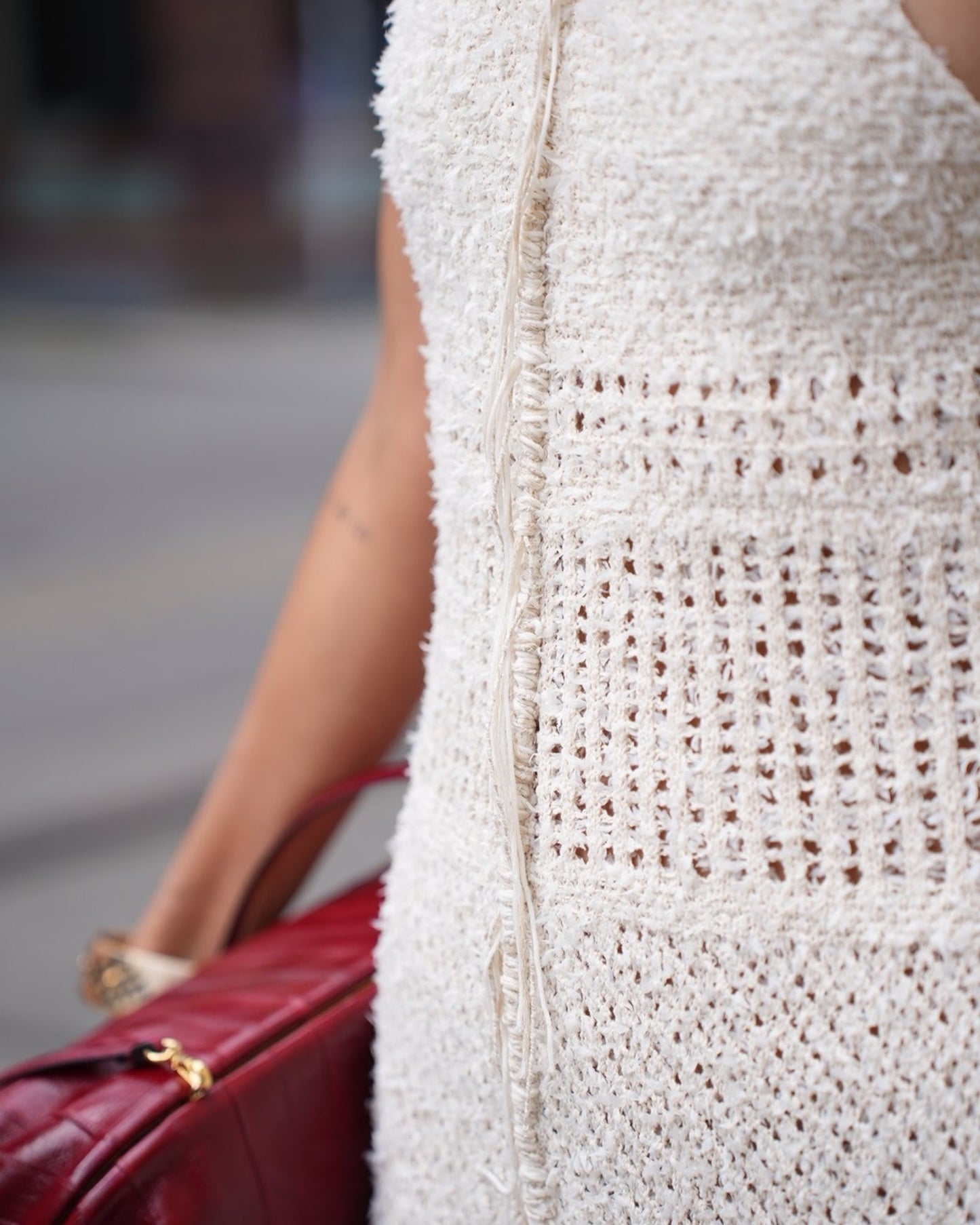 Strickkleid Creme mit Rückenausschnitt