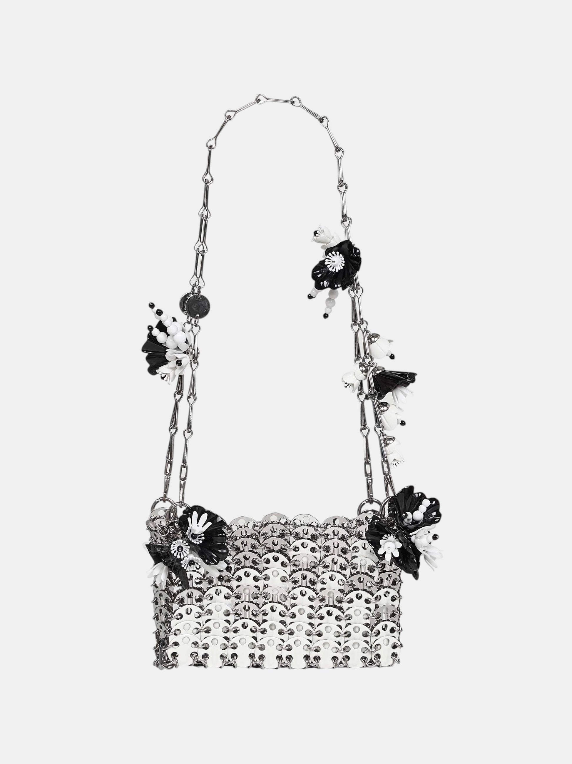 Rabanne 1969 Nano Tasche in Silber Weiß mit floralen Details als Freisteller
