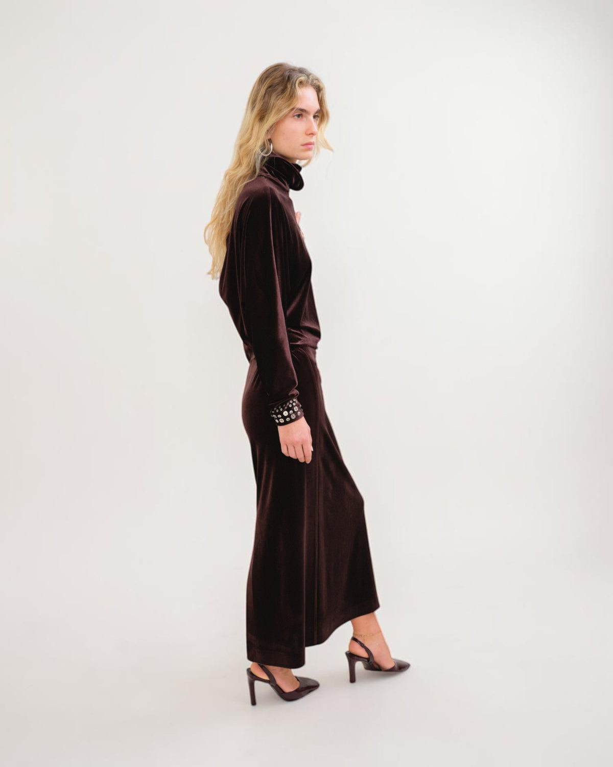 Anette velvet maxi dress brown