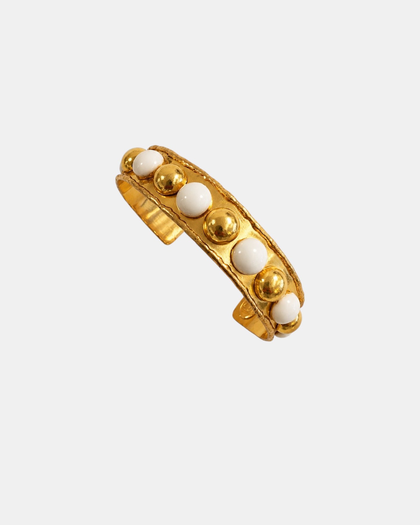 Sylvia Toledano Seven Armband in Gold und Weiß von oben als Freisteller