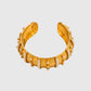 Schmaler Armreif in Gold mit weißer Emaille